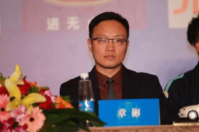 老鸭窝黄色片